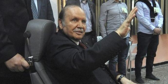 Algérie : C’est très affaibli que Bouteflika a prêté serment pour un 4e mandat