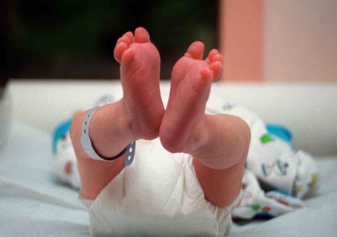 Maltraitance de bébés dans une crèche d'Anvers : Une puéricultrice arrêtée