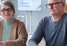 Au Service des Aînés de Charleroi : Écoute et Accompagnement Personnalisé Au Service des Aînés de Charleroi : Écoute et Accompagnement Personnalisé