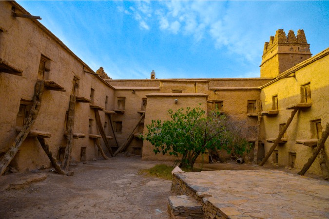 Agadir Aït Kin, un trésor architectural de Tata au cœur de la mémoire oasienne marocaine Agadir Aït Kin, un trésor architectural de Tata au cœur de la mémoire oasienne marocaine