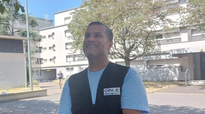 Canicule en France: un Marocain évite un drame chez une octogénaire isolée Canicule en France: un Marocain évite un drame chez une octogénaire isolée