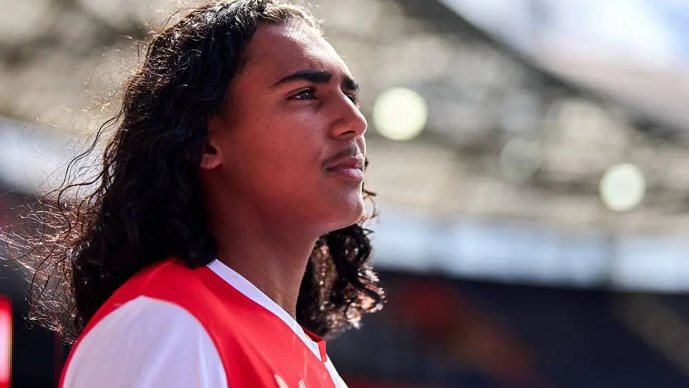 Le Feyenoord mise sur le jeune international marocain Ilian Hadidi Le Feyenoord mise sur le jeune international marocain Ilian Hadidi