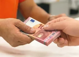 Transferts des MRE : le Maroc mobilisé face aux nouvelles règles européennes