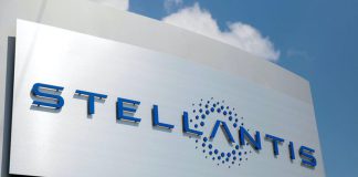 Stellantis teste la recharge solaire autonome au Maroc Stellantis teste la recharge solaire autonome au Maroc
