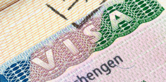 Visa Schengen : les demandeurs marocains face à des pratiques contestées Visa Schengen : les demandeurs marocains face à des pratiques contestées